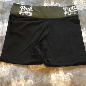 Victoria’s Secret yoga crops